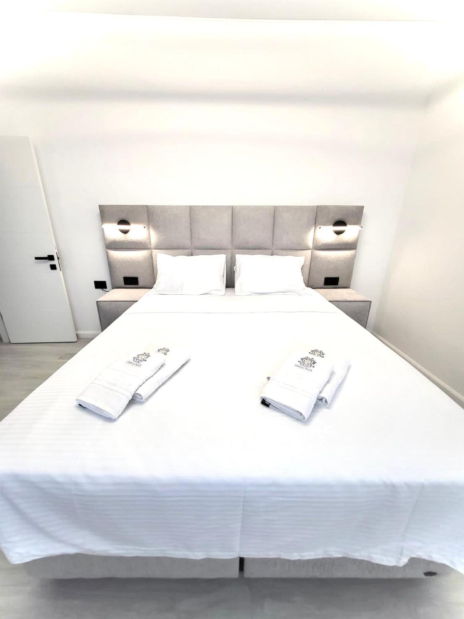 Mamaia Nord Vip Aparthotel Нэводари Экстерьер фото