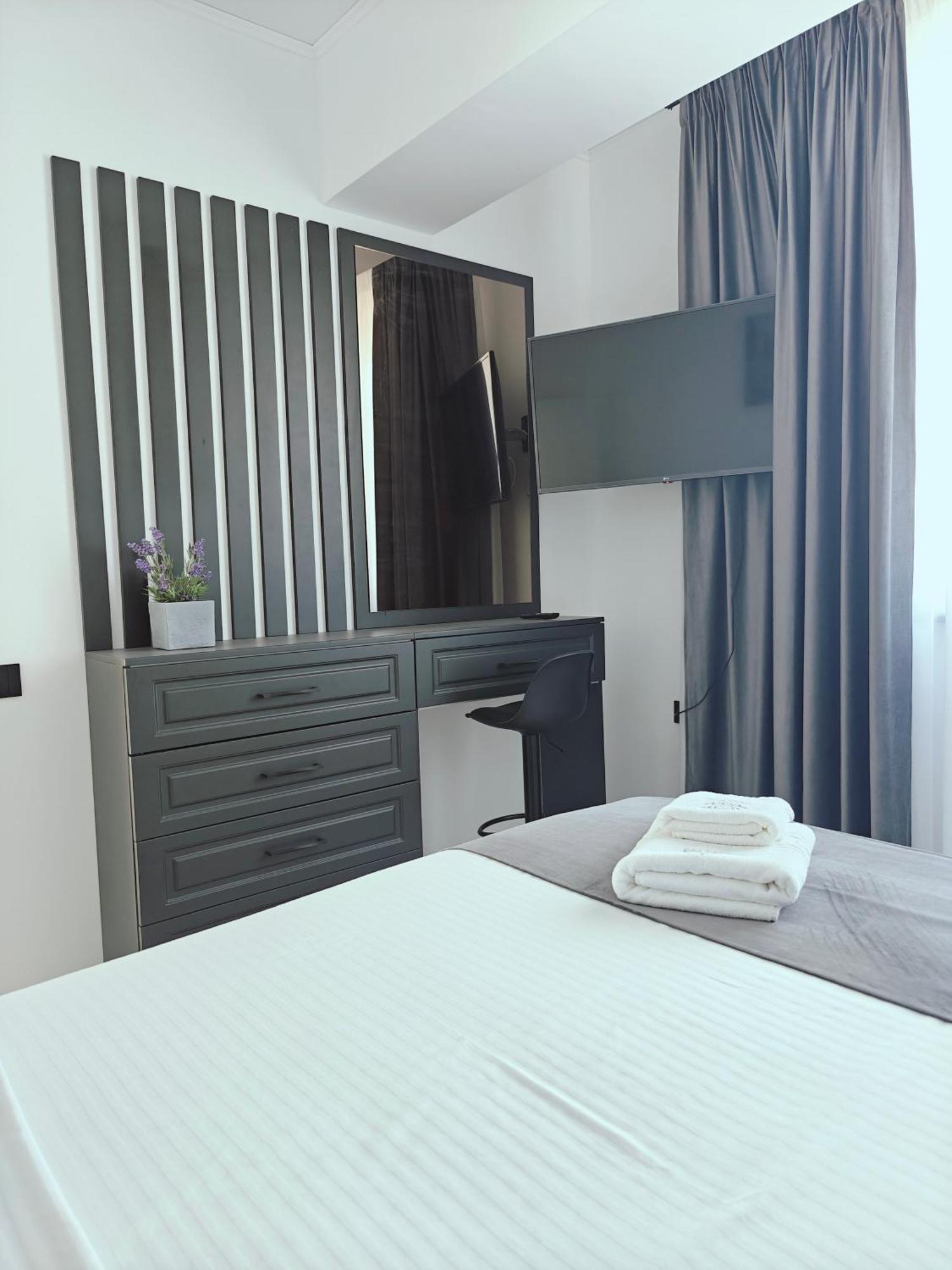 Mamaia Nord Vip Aparthotel Нэводари Экстерьер фото