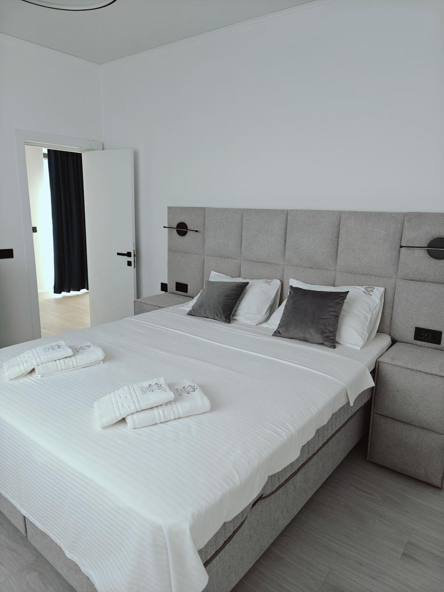 Mamaia Nord Vip Aparthotel Нэводари Экстерьер фото